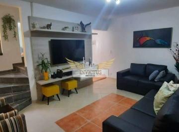 Casa · 269m² · 2 Quartos · 2 Vagas · Sobrado com 3 Quartos para Comprar, 269m² - Silveira, Santo André/SP.
