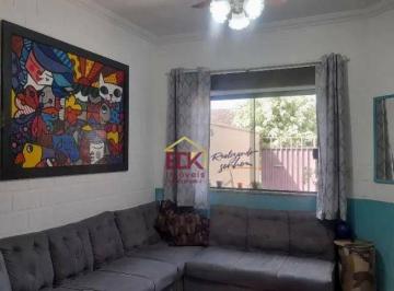 a6f45c78f9524937d2345e6eeb2b16c8e24a4f83 · Casa com 2 dormitórios à venda, 82 m² por R$ 295.000,00 - Parque Vera Cruz - Tremembé/SP