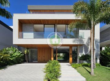 Foto 01 · Casa de Luxo em Condomínio na Barra da Tijuca - 5 suítes, 810m², 4 vagas - Venda no RJ