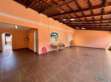 Casa de 3 quartos, Taguatinga · QNF 10 casa 3 quartos 340 m² nascente planejados área verde aceita financiamento