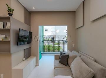 Apartamento · 42m² · 2 Quartos · Apartamento de  42 m², 2 dormitórios, 1 banheiro, 1 sala, cozinha, área de serviço e varanda.
