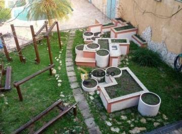 b473e762f37f36c7ec514a3922227a0d7b3c65c4 · Sobrado à venda | 250m² | 6 dormitórios | 2 suíte | 5 vagas | piscina | Horto Florestal - São Paulo/