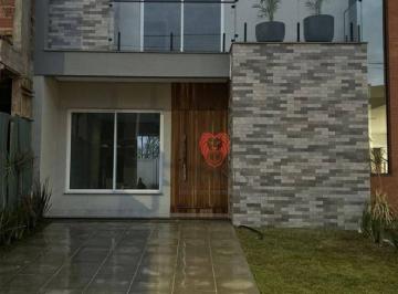23a7d3ccd79ccdc1b3f12781e7c271749b57cae1 · Sobrado à venda, 99 m² por R$ 799.000,00 - Centro - Gravataí/RS