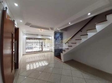 Casa · 153m² · 3 Quartos · 2 Vagas · Sobrado com 3 Quartos para Alugar, 153m² - Vila Alpina, Santo André/SP.