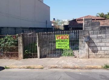 Terreno · 504m² · Lote com casa e barracão