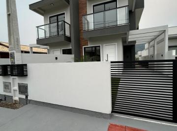 Casa · 99m² · 2 Quartos · 1 Vaga · Sobrado Alto Padrão de 2 Suítes com Jacuzzi em Forquilhas, São José/SC! Documentação Gratuita!