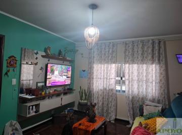 Casa · 136m² · 2 Quartos · 2 Vagas · Campo Grande Jardim Consórcio Sobrado em ótima localização!