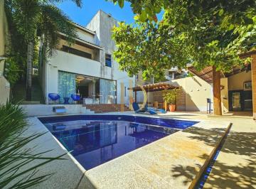 Foto 01 · Vendo Loteamento fechado, Candeal, Casa TRIPLEX, 266m2,  4/4 com 3 suítes, closet, , 2 salas, piscin