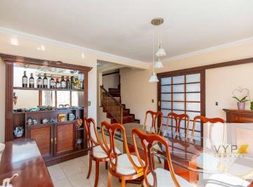 c065ef7217bbb3d0300c2371d8b13f60cf03d75b · Casa de 4 quartos no Xaxim