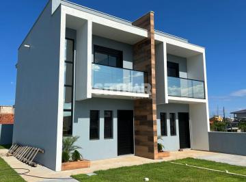 Casa · 85m² · 2 Quartos · 2 Vagas · Casa Geminada na praia de Itapirubá/SC