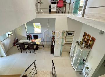 Casa · 795m² · 3 Quartos · 3 Vagas · Linda Casa Mobiliada com Área Verde no Condomínio Joia do Atlântico