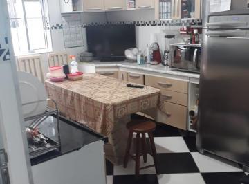 Casa de 3 quartos, São Paulo · VENDO CASA COM TRES DORMITORIOS DUAS VAGAS NO PARQUE INDEPENDENCIA ( VI972 )