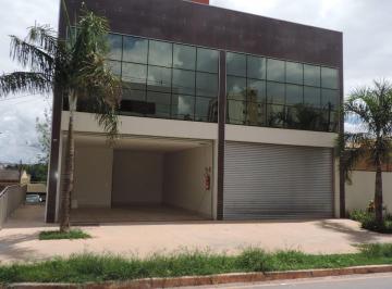 Comercial , Águas Claras · Excelente prédio novo com duas lojas e pavimento vão livre 227m2 Aguas Claras