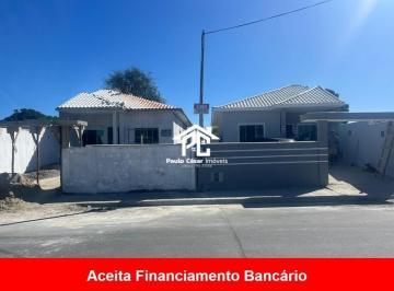 Foto 01 · Casa à venda em Araruama-RJ, Parati: 2 quartos, 1 suíte, 1 sala, 1 banheiro, garagem e 75m² de área.