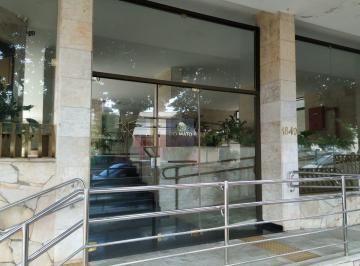 Apartamento · 120m² · 3 Quartos · Apartamento Dom Aquino 3 quartos sendo uma su...