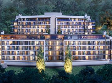 Apartamento · 99m² · 1 Quarto · 1 Vaga · Apartamento garden com 1 quarto em Itaipava, Petrópolis