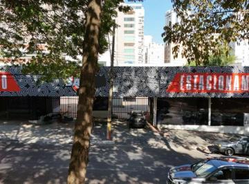 Foto 1 · Área no Setor Oeste em frente à Praça Tamandaré disponível para locação, 1.100m² - R$22.000 mensais