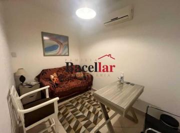 Comercial · 32m² · 1 Vaga · Sala - / Comercial / Tijuca