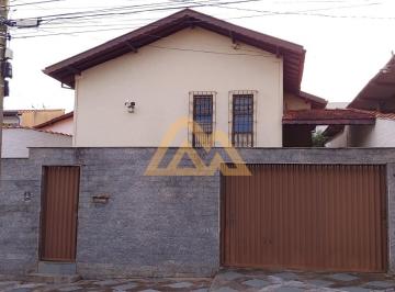 Foto 01 · Casa, Jardim Ipê, Poços de Caldas, MG