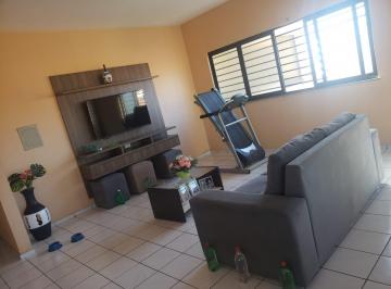 Casa de 6 quartos, Teresina · Vende-se Casa no Saci 6 quartos 3 suítes financia