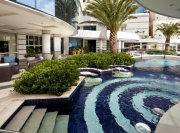Foto 03 · Luxuoso apartamento de 4 suítes, 4 vagas de garagem no Centro de Balneário Camboriú-SC, com 235m² de