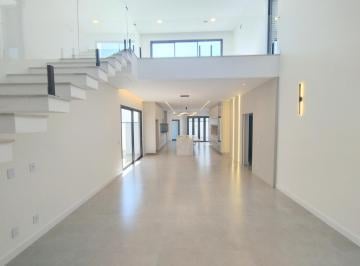 Foto 01 · CASA NOVA, TERREA, RESIDENCIAL ARBORAIS, 3 SUÍTES