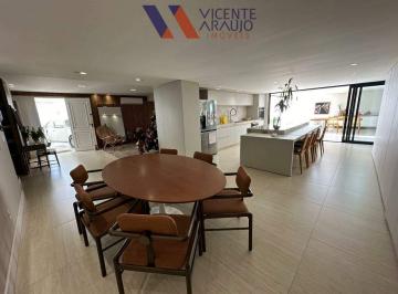 Casa · 600m² · 4 Quartos · 8 Vagas · Casa belíssima de 04 suítes no Bairro Ingá Alto.