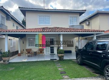 Casa · 200m² · 3 Quartos · 2 Vagas · Vendo Casa no Condomínio Frei Inácio de Loyola no Bairro Capuchinhos