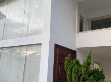 Casa de 5 quartos, Lauro de Freitas · Espetacular Casa COND. UNIVILLAS 5/4 3 suítes 2vgs 440m2 dependência piscina