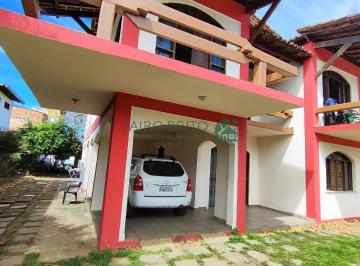 Casa · 618m² · 4 Quartos · 4 Vagas · Casa à venda no Pontal com 4 quartos (2 suítes e 3 banheiros) - Ilhéus - Ba