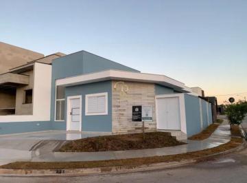Foto 01 · Casa em Condomínio de Luxo no Horto Florestal, Sorocaba-SP: 3 Quartos, 1 Suíte, 2 Banheiros, 2 Vagas
