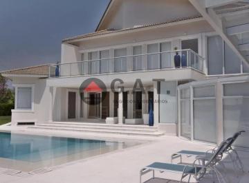 Foto 30 · Luxuosa Casa em Condomínio à Venda em Porto Feliz-SP - 5 Quartos, 5 Suítes, 3 Salas, 4 Banheiros, 9