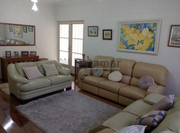 Casa · 200m² · 4 Quartos · 4 Vagas · Sobrado à Venda com 4 quartos no Instituto de Previdência - Conforto e Praticidade!