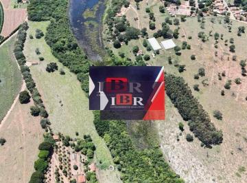 ace8fc3e32b2567418572c4bdfe5733fd1556825 · Fazenda em Arealva - SP