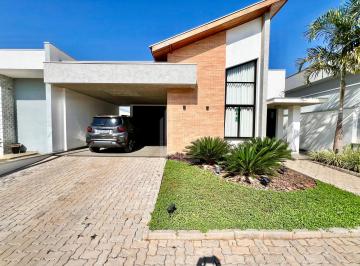 Casa de 2 quartos, Itapetininga · Casa mobiliada à venda no condomínio Golden Ville em Itapetininga/SP