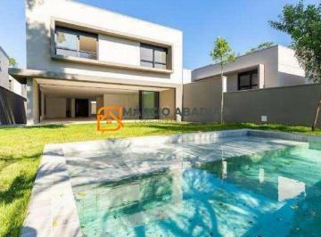 Casa · 845m² · 4 Quartos · 6 Vagas · Casa em Condomínio à Venda com 845m², 4 dormitórios, 4 suítes, 2 salas e 6 vagas!!!