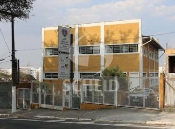 Comercial · 378m² · 6 Vagas · Prédio Comercial de Uso Misto com  486m²  ao lado do Autódromo de Interlagos