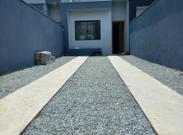 Casa · 82m² · 3 Quartos · 2 Vagas · Sobrado à venda no bairro Santo Antônio - Joinville/SC