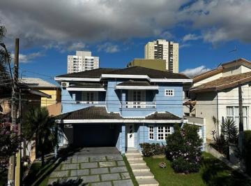Casa · 375m² · 4 Quartos · 4 Vagas · Casa em Condomínio com 4 quartos no Bairro Vila Branca