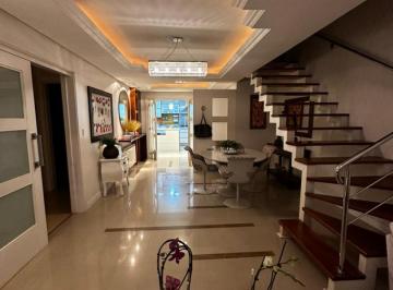 Apartamento · 288m² · 4 Quartos · 2 Vagas · Cobertura à venda no Centro de Farroupilha com 4 dormitórios e 2 vagas de garagem
