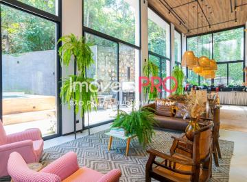 Casa · 390m² · 4 Quartos · 5 Vagas · Descubra o Seu Refúgio dos Sonhos: Casa Espetacular em Condomínio Exclusivo no Panamby