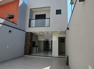 Casa · 230m² · 3 Quartos · 4 Vagas · Sobrado com 3 Suítes para Comprar, 230m² - Bairro Assunção, São Bernardo do Campo/SP.
