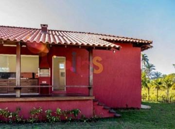 Casa · 101m² · 2 Quartos · Casa Hibisco
