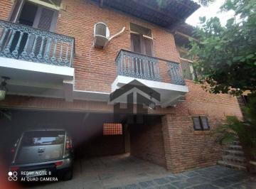 5addba1b321c5d3ce29fc8e45d07c2d403e6ed42 · Casa de 350m², com 2 pavimentos e 04 quartos, localizada no Poço da Panela, Recife - Pernambuco.