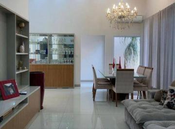 d17f720a74c532e822a73c5c2952432971b7da31 · Casa com 4 dormitórios à venda, 290 m² por R$ 1.998.000,00 - Residencial Odete - Bauru/SP