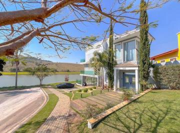 663295b8b152ee1a5995344cce26ac3987a1083b · Excleente casa com vista para o lago do condomínio