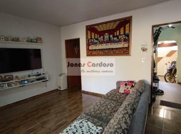Foto 01 · Casa à venda em Mogi Moderno, em Mogi da das Cruzes. Com 3 quartos, 1 suíte, 1 sala, 2 banheiros, 2