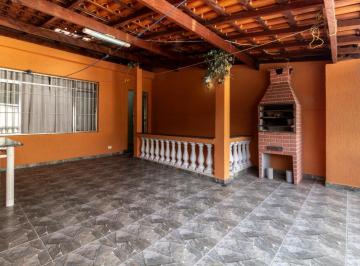15_varanda_frente_3_.jpeg · Confortável sobrado para venda em Helena Maria com 3 quartos, sendo 1 suíte, 199.3m²