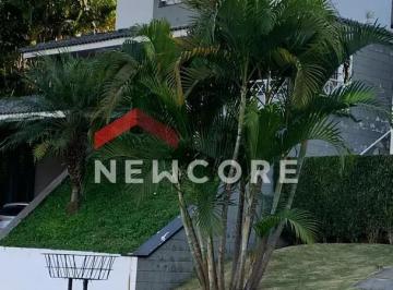 Casa · 290m² · 3 Quartos · 4 Vagas · Casa de condomínio em  Rua Gavião - Aruã - Mogi das Cruzes/SP