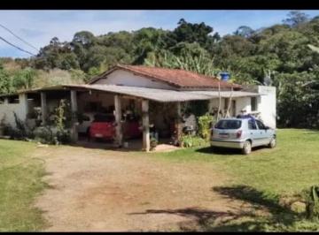 Rural de 4 quartos, Ibiúna · Sítio em Ibiúna – 7.600 m² com Casa, Pomar, Água Boa e Estrutura Pronta